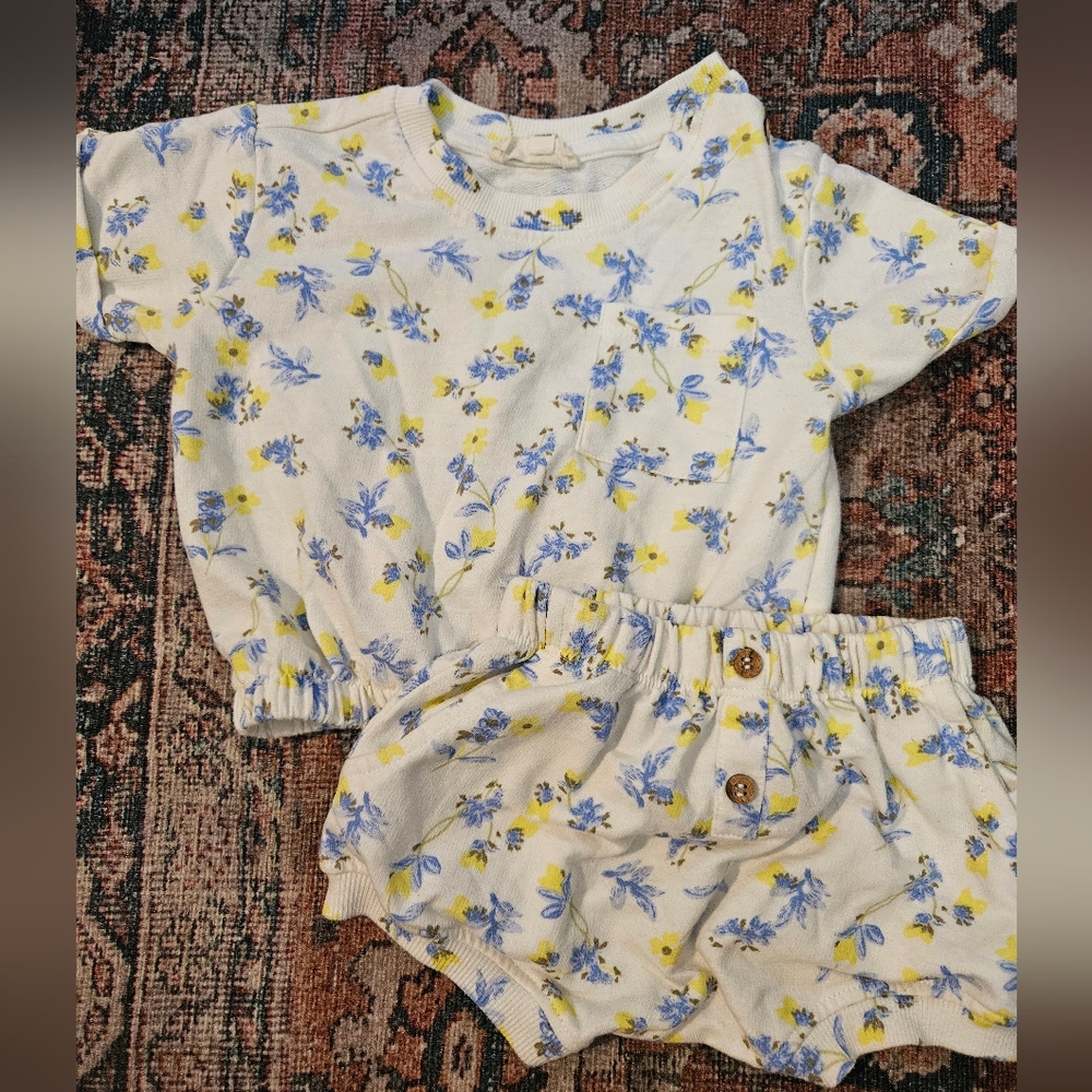 Jessica Simpson White Floral Kids Matching Set with Blue and Yellow Flowers